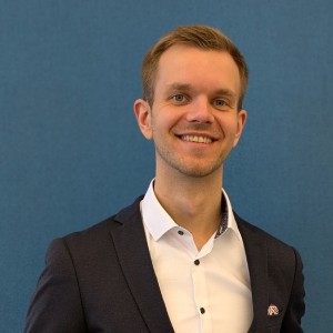 Dr. Simon Eisbach - Provinzial Versicherung