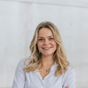 Xenia Nikolakopoulou - Xensitive - Recruiting & Employer Branding für die Gen Z