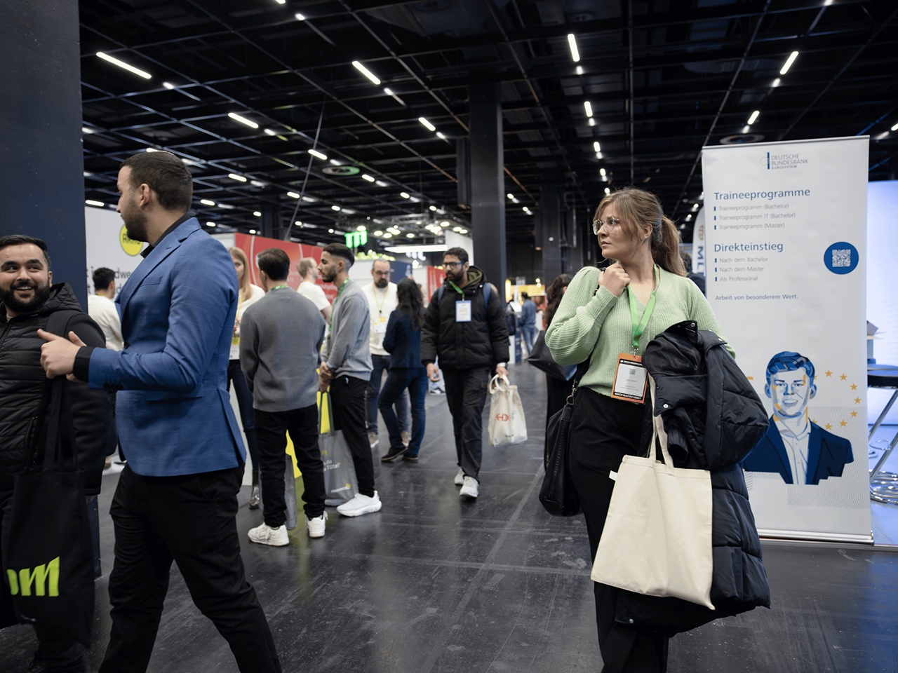Einblick in die Messehalle.